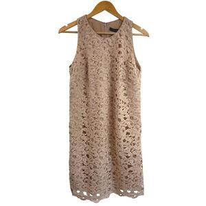 carmen marc valvo dresses cream lace dress CARMEN MARC VALVO Dress Size 10 White/Cream Lace Sleeveless